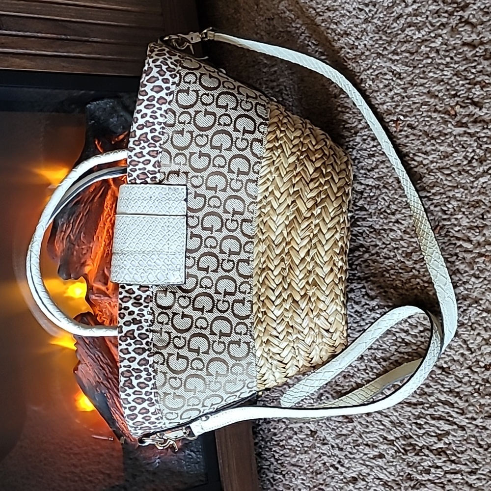 Guess mixed media tote guess bucket bag guess straw bag - Picture 7 of 15